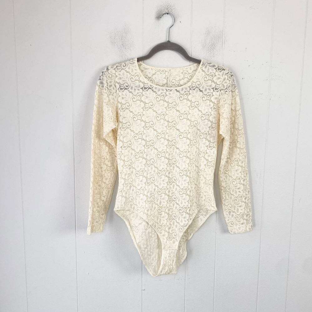 VTG Lucie Ann II Cream Lace Long Sleeve Bodysuit Medium Metallic Snap Closure